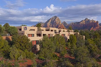 best hotels in sedona for families with a baby - Best Western Plus Inn of Sedona