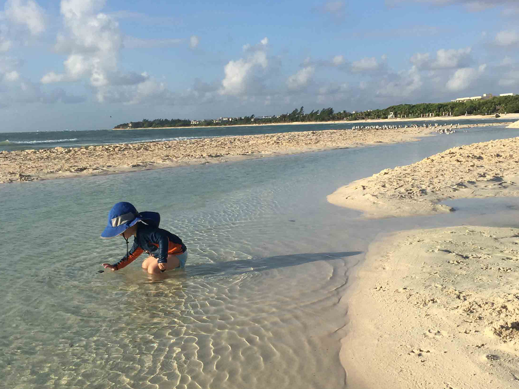 Baby and Toddler friendly beaches in Playa Del Carmen, Riviera Maya, Mexico