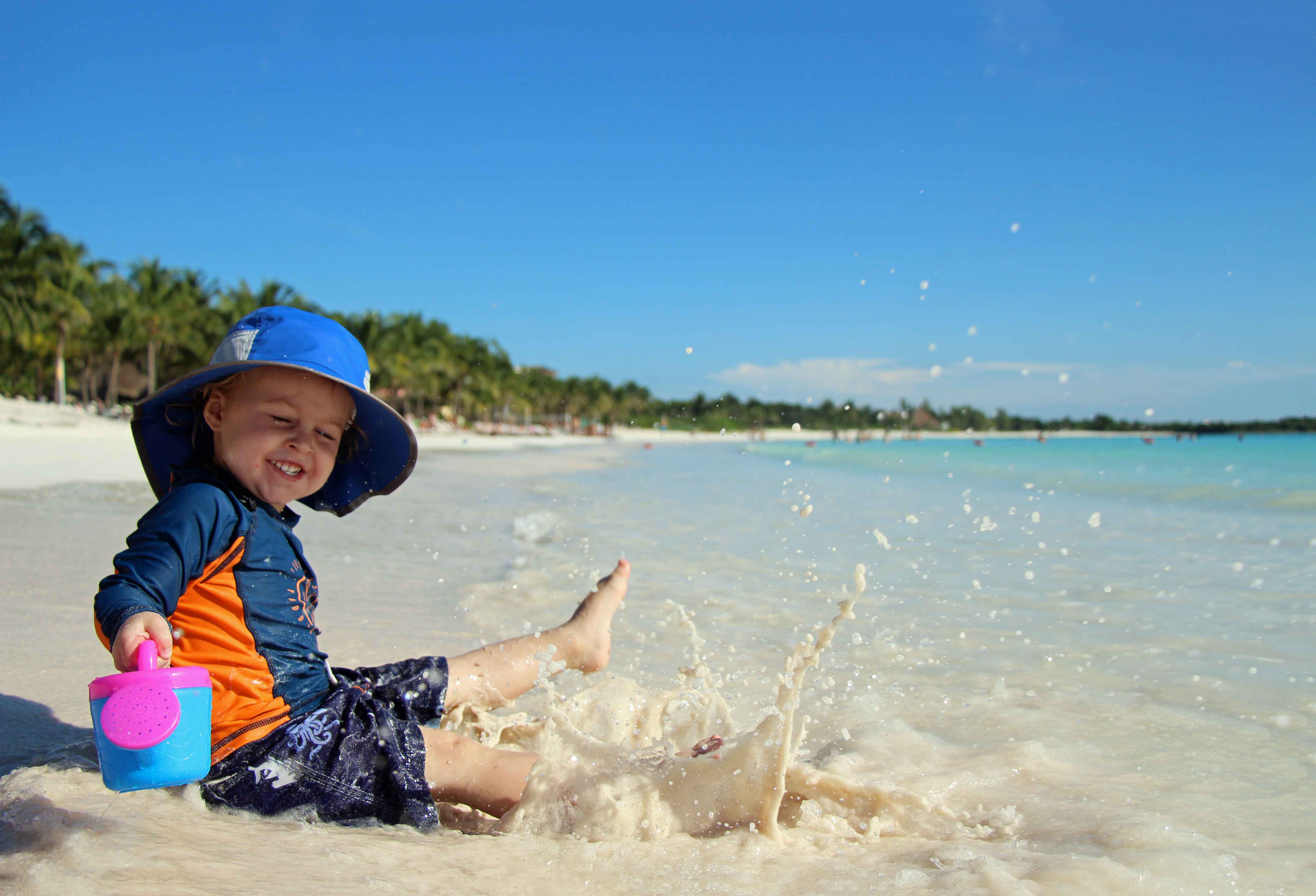 Baby friendly beach near Playa del Carmen