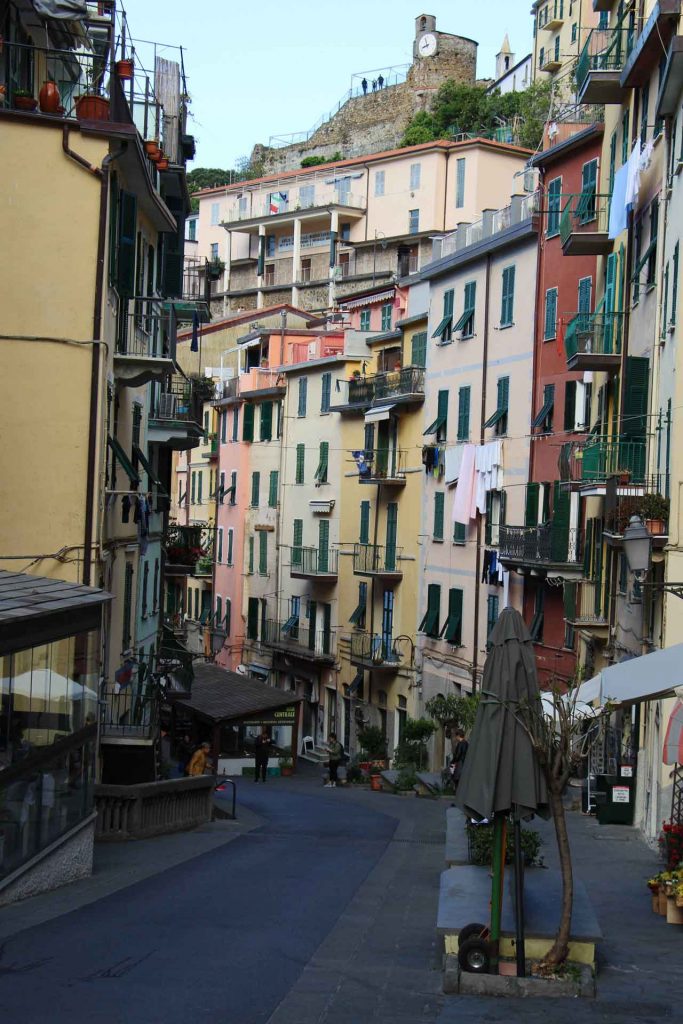 Visit Riomaggiore Cinque Terre with kids early in the morning to enjoy empty streets