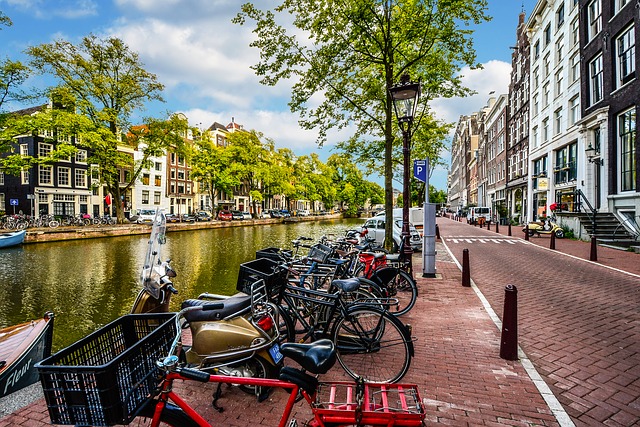 Visiting Amsterdam with toddlers or babies