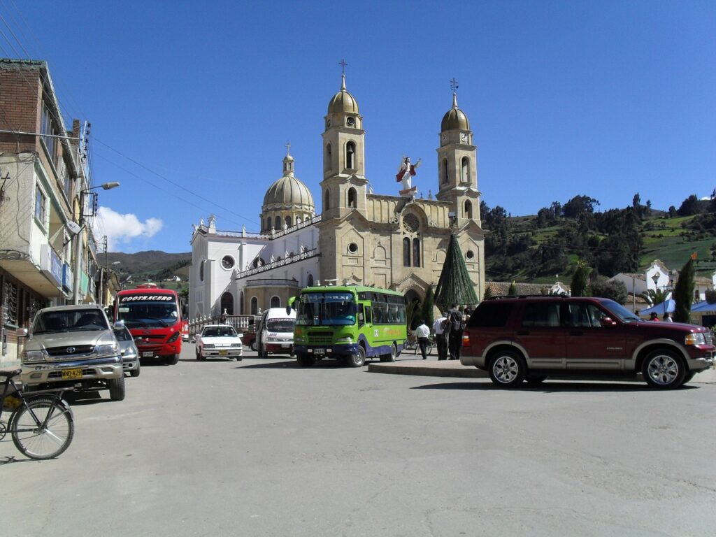 Getting around Colombia with kids