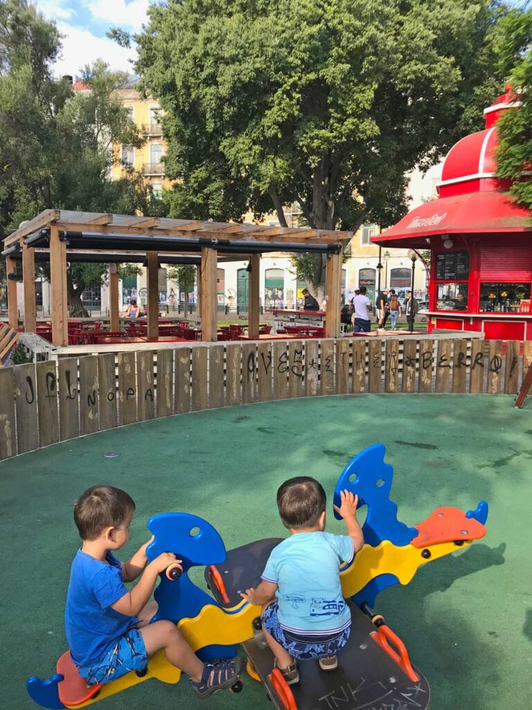 family friendly playground lisbon with toddlers