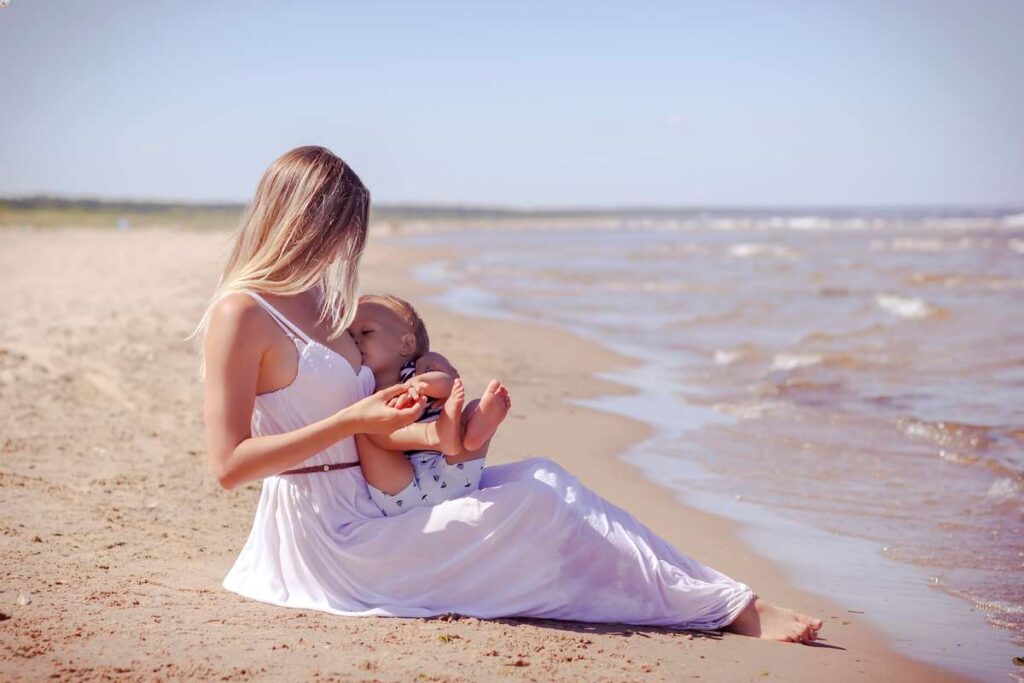 its very important to keep your baby hydrated on a family beach vacation