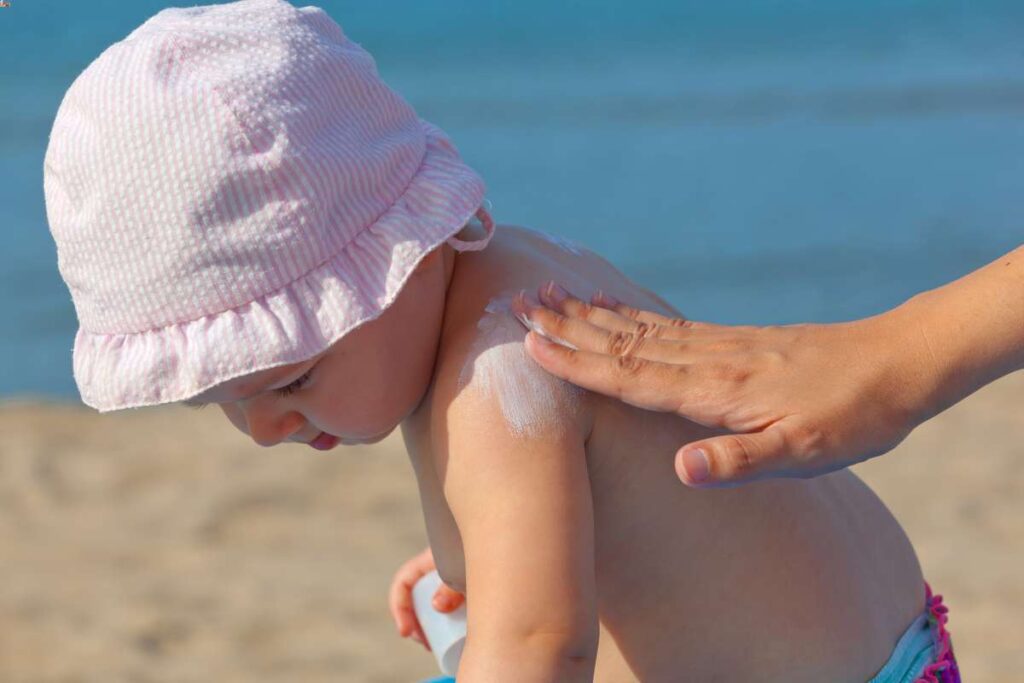 can i use sunscreen on a beach vacation with a baby