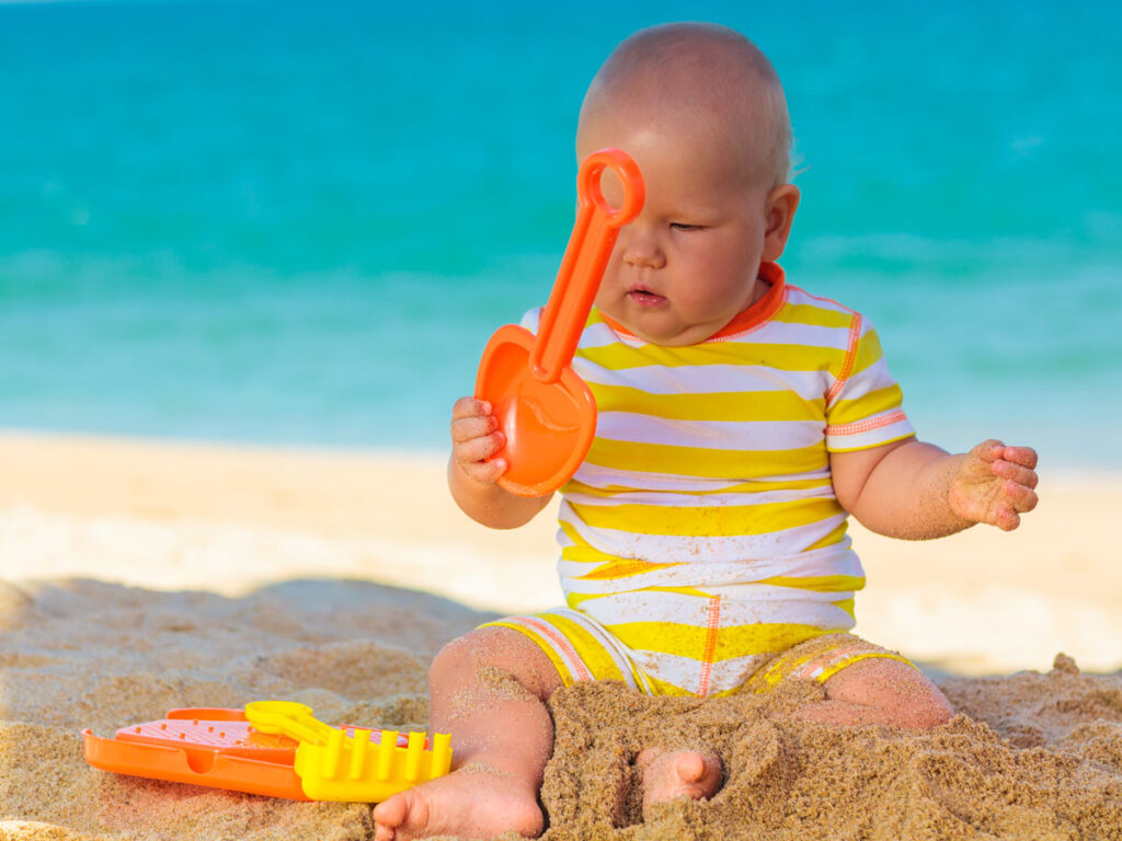 baby travel hacks for the beach
