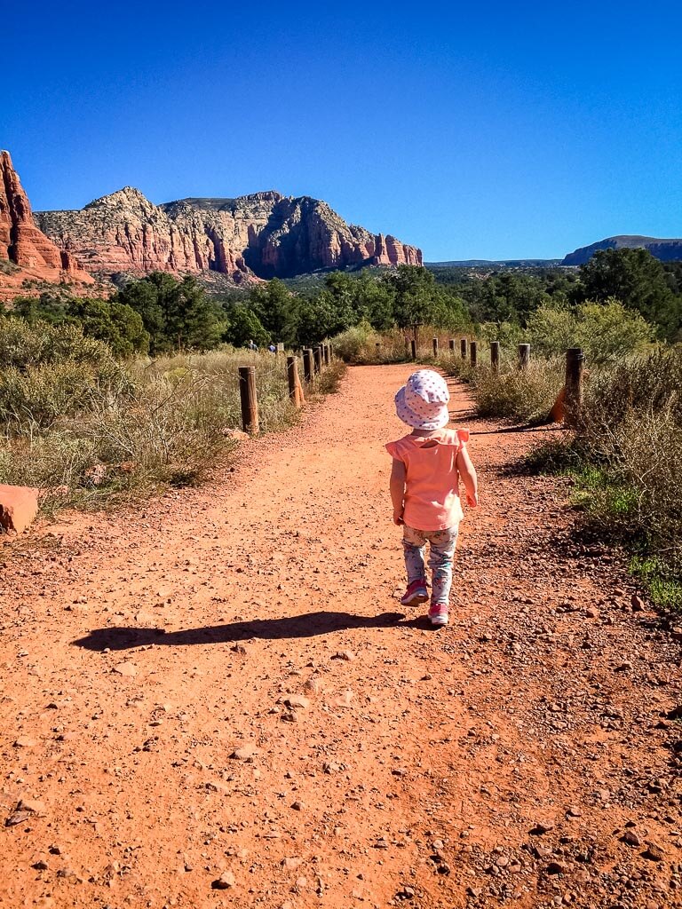 stroller friendly hikes sedona, arizona - Bell Rock trail