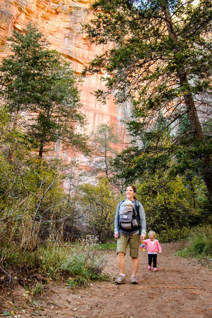 the beautiful West Fork Trail in the Red Rock-Secret Mountain Wilderness is one of the most popular kid friendly hikes in sedona, AZ
