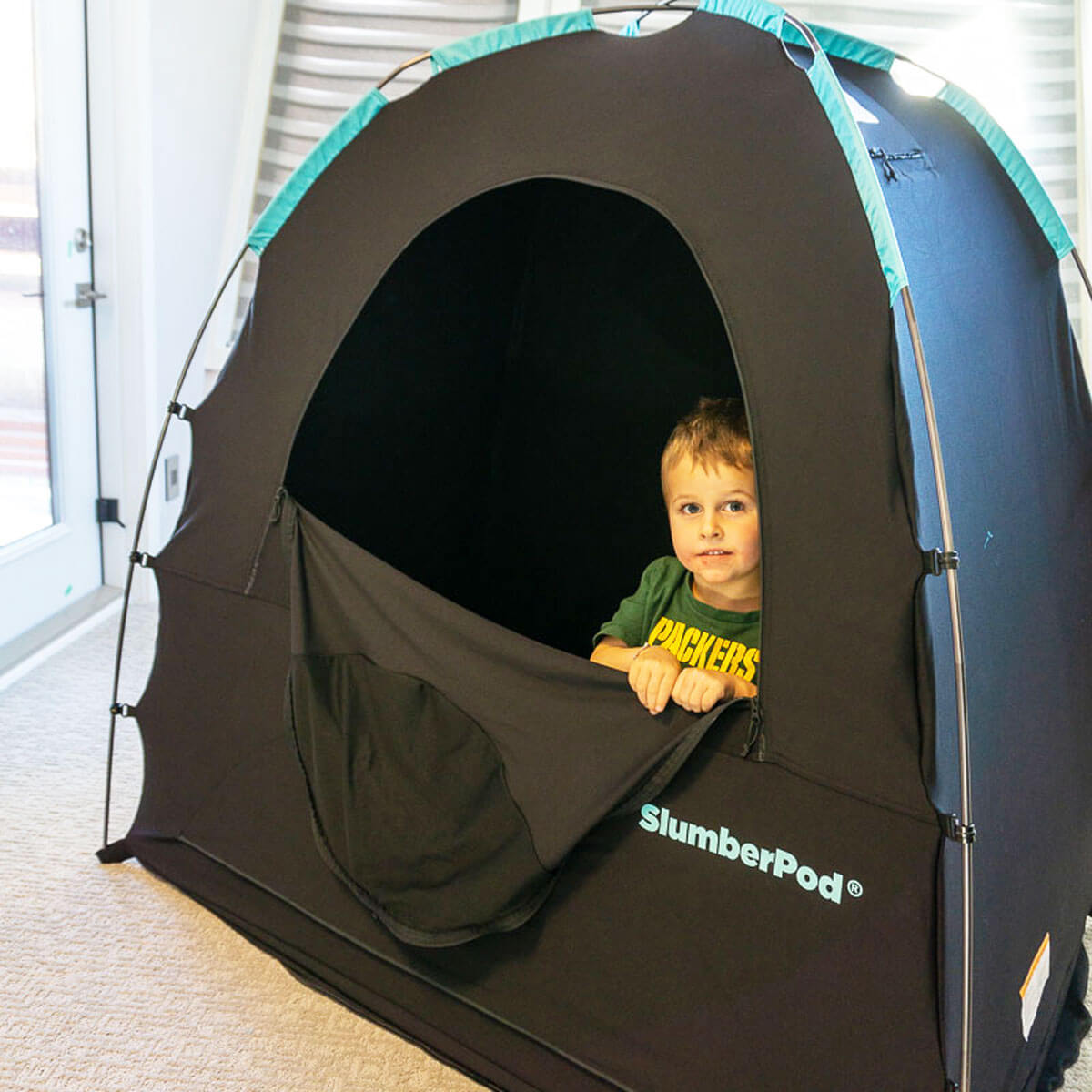 Best Portable Blackout Blinds for Travel with Babies and Toddlers