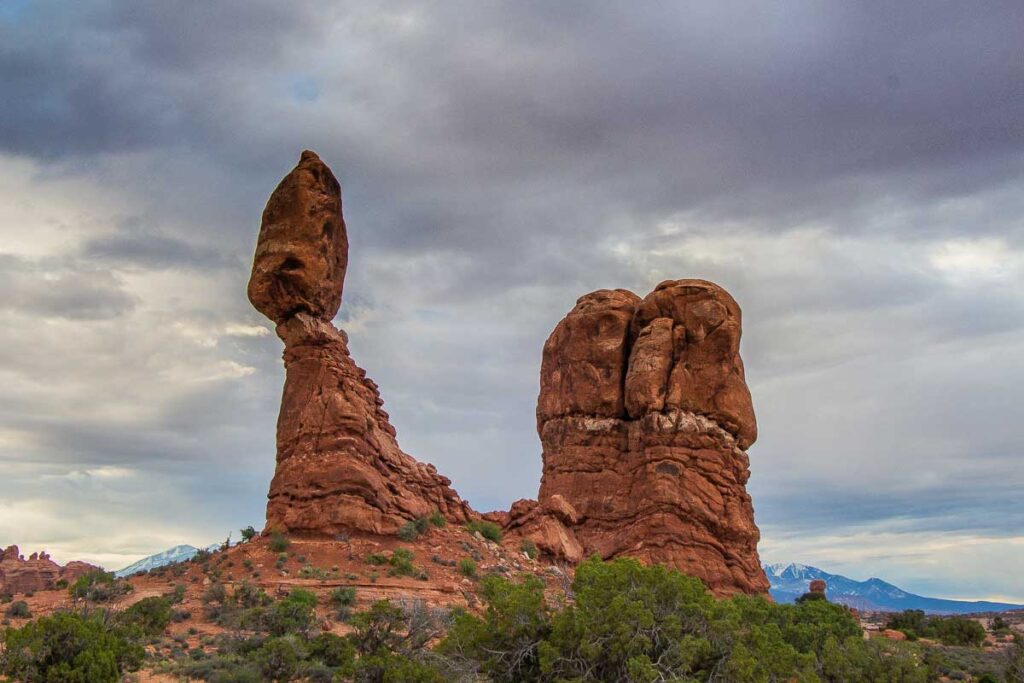 easy things to do on a Utah national park road trip with kids - see the Balanced Rock in Arches National Park with toddler