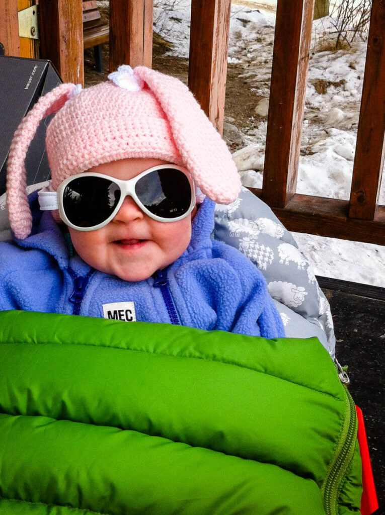 baby wearing best baby sunglasses - baby banz