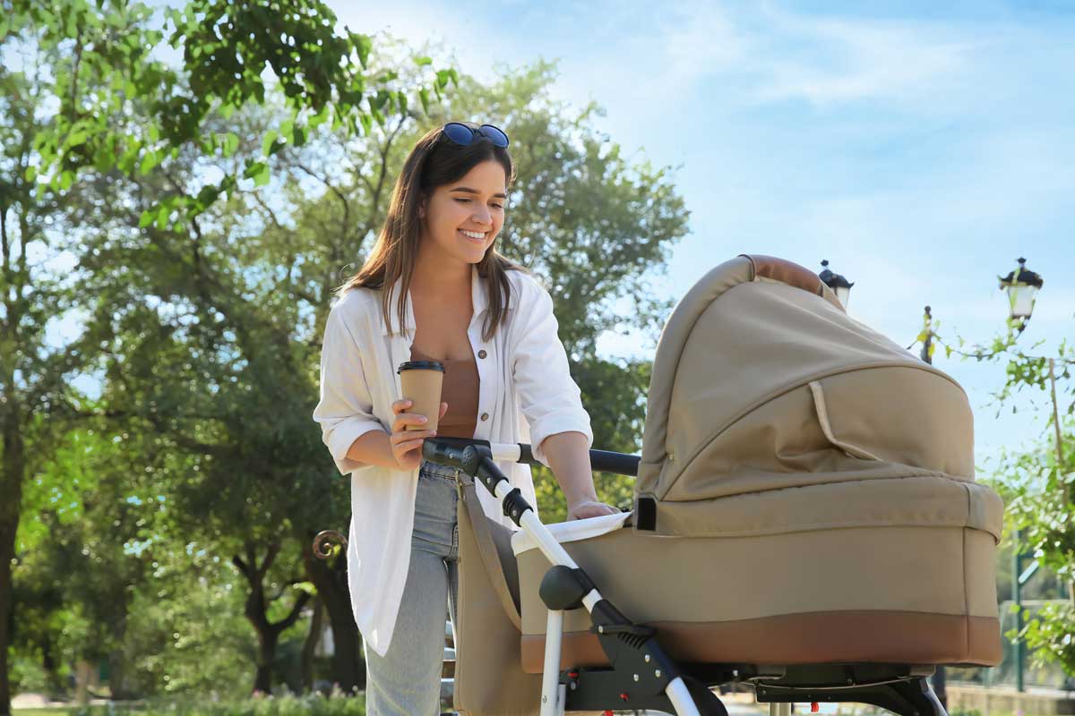 Best universal stroller organizers for travel