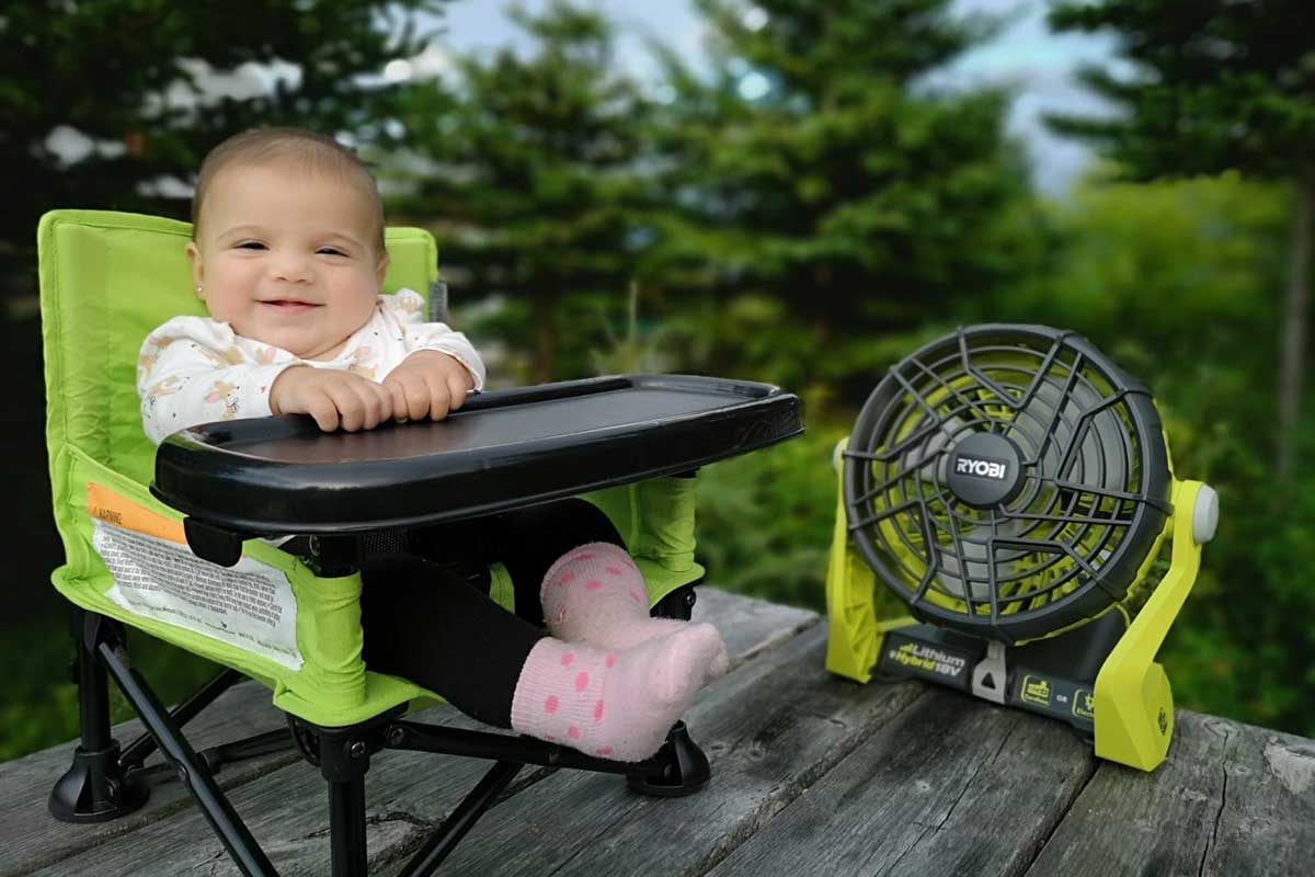 Summer Infant Pop 'N Sit Portable highchair for travel