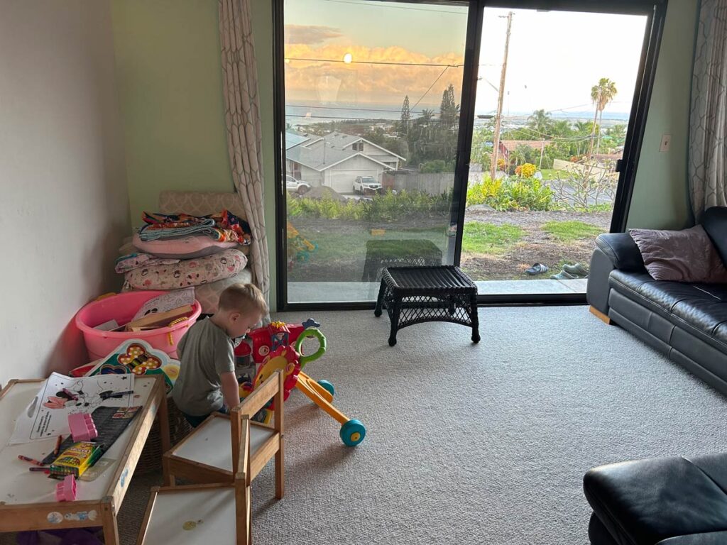 Apartment in Hawaii with toddler